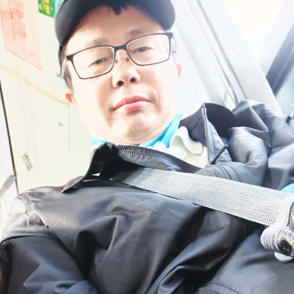 上海56岁单身帅哥真诚找对象-莆田征婚相亲网