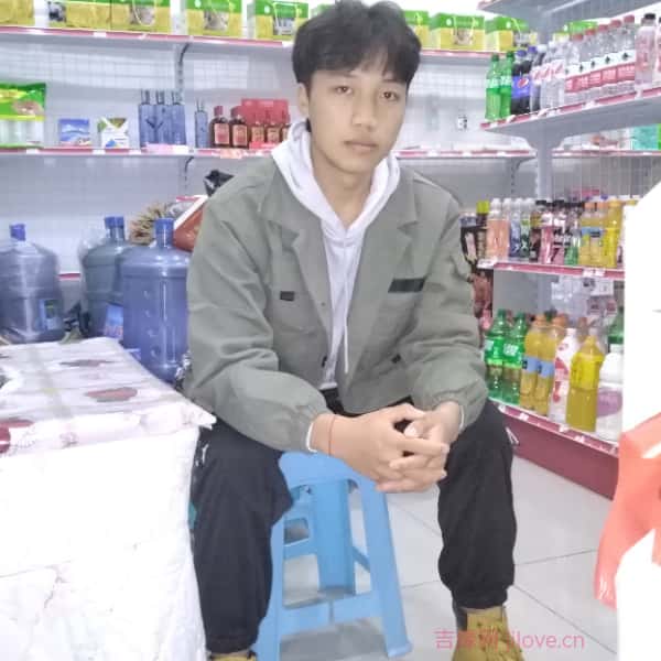 贵州22岁单身帅哥真诚找对象-莆田征婚相亲网