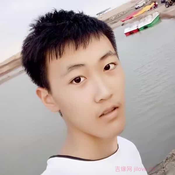 河南24岁单身帅哥真诚找对象-莆田征婚相亲网