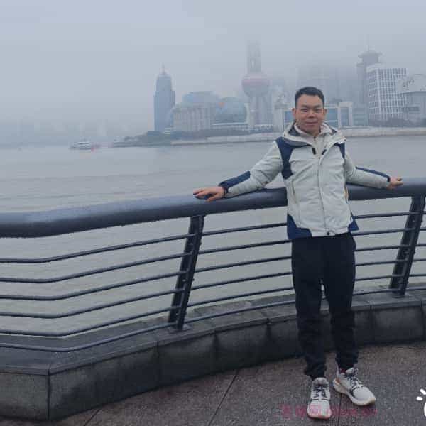 嘉宾照片